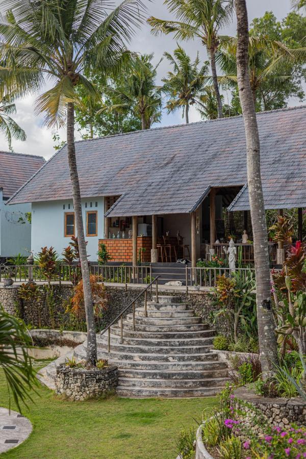 Villa Ume Tenang Нуса Пенида Экстерьер фото